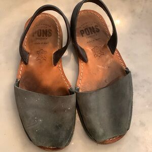 Pons Avarca Leather Slip ons